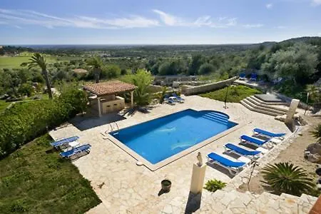 Villa Miramar location